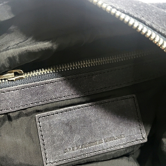 Alexander Wang Eniko Gunny Sack in Navy Suede. - Picture 5 of 8